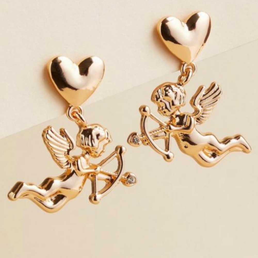 🆕 Gold Tone Cupid Earrings NWT Torrid New!